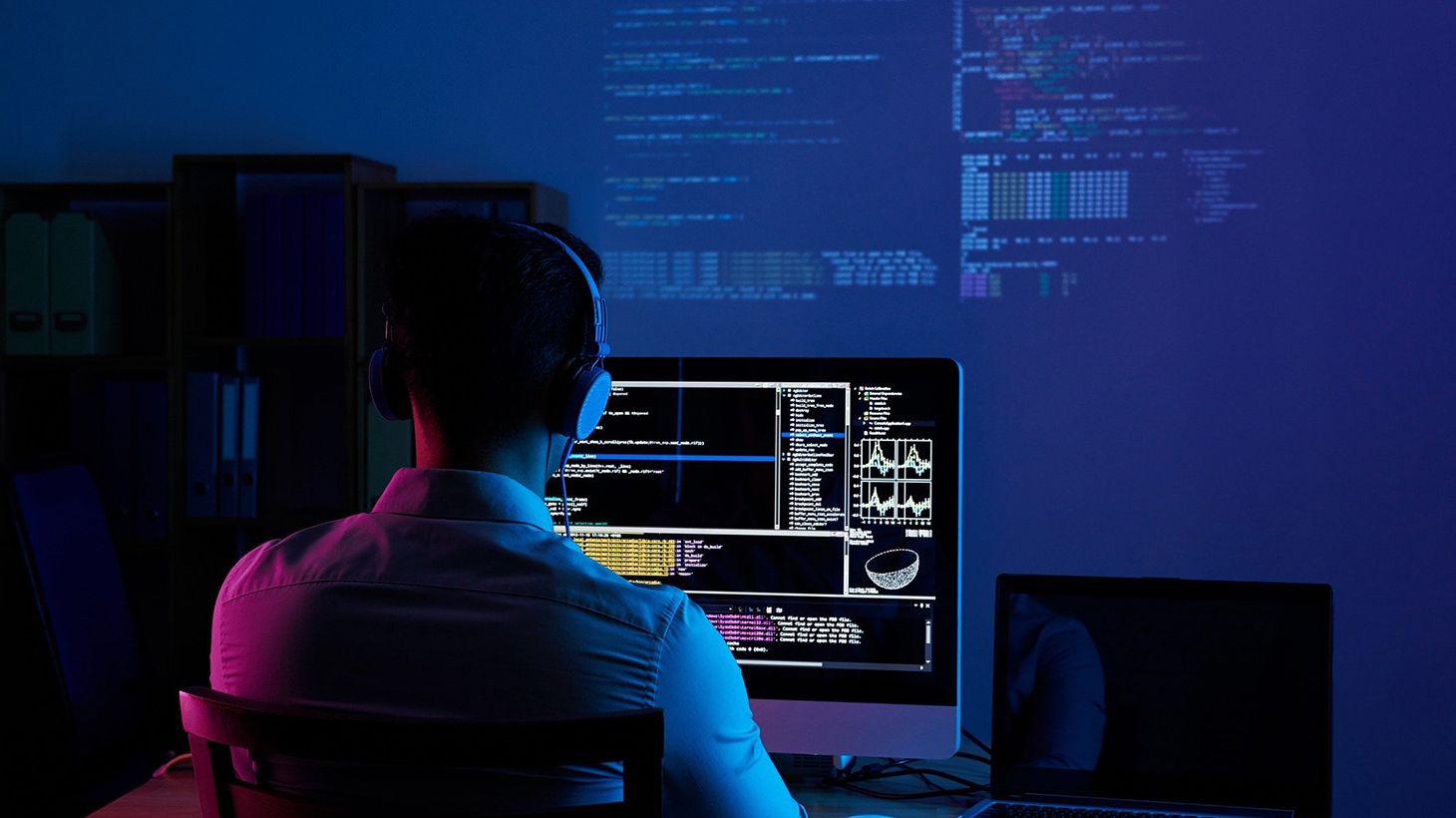 Web development code and interface visual